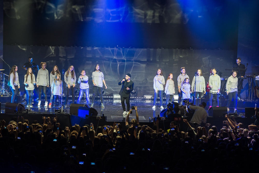 Monatik собрал всех своих детей на сольном концерте в Киеве